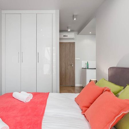 Rent Like Home - Oxygen Wronia 45 II Varsovie Extérieur photo