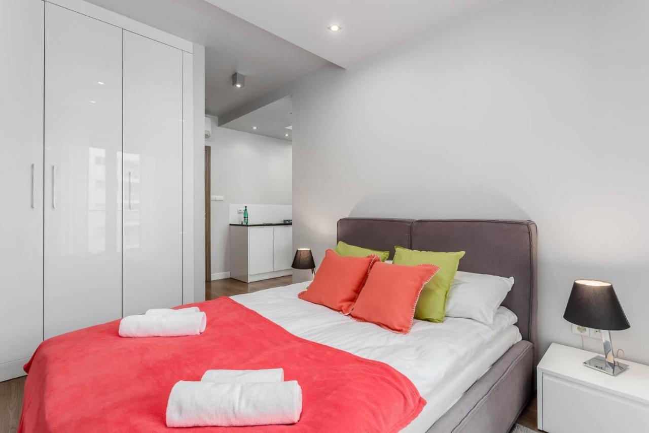 Rent Like Home - Oxygen Wronia 45 II Varsovie Extérieur photo